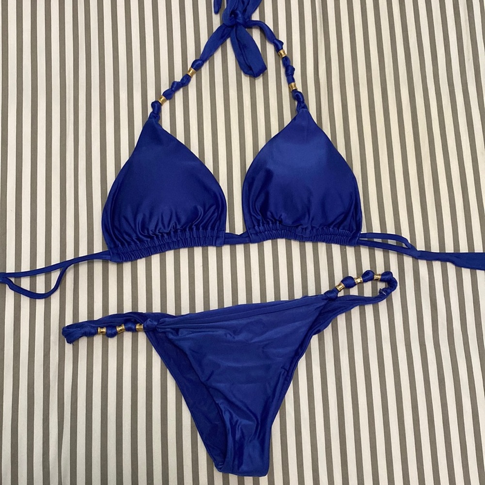 Vix blue bikini- D Top, L bottom